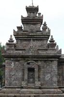 gedong songo tempel foto's genomen van meerdere verschillend hoeken. oude en wijnoogst gebouw foto's. foto