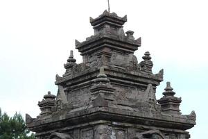 gedong songo tempel foto's genomen van meerdere verschillend hoeken. oude en wijnoogst gebouw foto's. foto