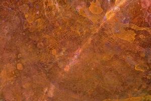 panoramisch grunge koper pan textuur, glans en geoxideerd metaal achtergrond. oud metaal paneel. foto