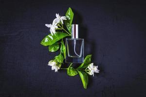 parfum en bloemen foto