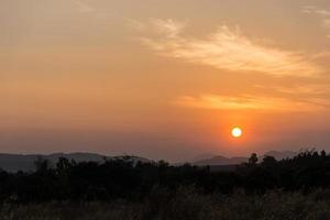 landschap bij zonsopgang foto