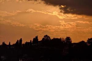 Bergamo middeleeuws stad- Bij zonsondergang foto