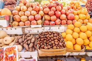 vers fruit Aan markt achtergrond foto