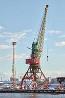 havenkranen, containerschipterminal, vrachtcontainerwerf foto