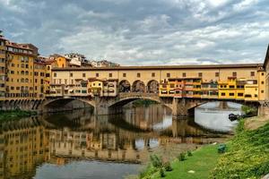 Ponte vecchio Florence reflectie foto