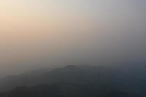 p.m 2.5 in berg visie Bij Chiang rai provincie, noorden van Thailand Aan 25 bederven 2021 ochtend- 7.00 ben. foto