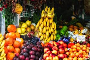 kraam Bij de fruit markt in Italië foto