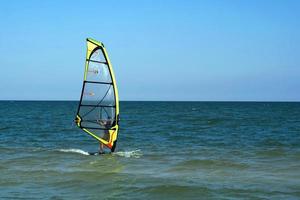 windsurfer Aan de oceaan foto