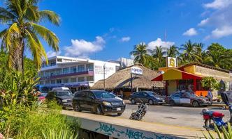 puerto escondido oaxaca Mexico 2022 toneel- visie toerist straat palm stad zicatela puerto escondido Mexico. foto