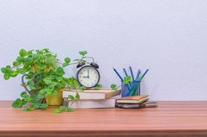 voorwerpen op het bureau foto