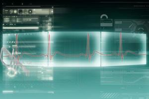 digitaal illustratie van hart toezicht houden op scherm met normaal ritme signaal foto