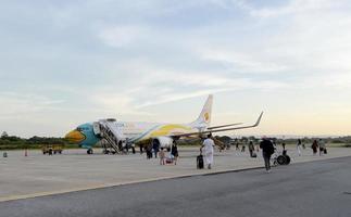 Sakon Nakhon Internationale luchthaven Aan oktober 27, 2022, nok lucht bedrijf is een van de laag kosten luchtvaartmaatschappijen in Thailand. foto