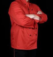 chef in rood uniform en zwart broek foto