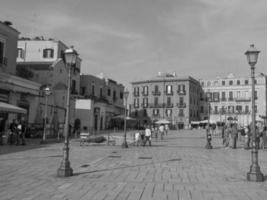 de stad van bari in Italië foto