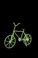 groen speelgoed- fiets foto