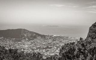 panoramisch uitzicht kaapstad, zuid-afrika vanaf de tafelberg. foto