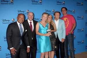 los engelen, aug 4 - daymond John, Kevin O leergierig, Barbara corcoran, lori groener, robert herjavec, Mark Cubaans arriveert Bij de abc zomer 2013 tca partij Bij de Beverly hilton hotel Aan augustus 4, 2013 in Beverly heuvels, ca foto