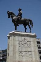 overwinningsmonument in ankara, turkiye foto