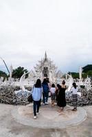 Chiang rai, Thailand - nov 24, 2022 - wat rong khun beroemde tempel, of wit tempel in chiang, Thailand foto