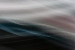 abstractie van rood blauw golven Aan een donker achtergrond. backdrop foto