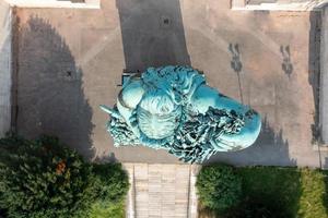 Beieren standbeeld en ruhmeshalle hal van roem in München, duitsland, theresienwiese. de standbeeld was gebouwd in 1850. foto