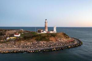 Montauk vuurtoren en strand Bij zonsopkomst, lang eiland, nieuw york, Verenigde Staten van Amerika. foto