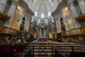 cadiz, Spanje - dec 5, 2021, cadiz kathedraal, een Romeins Katholiek kerk in cadiz in zuidelijk Spanje. foto
