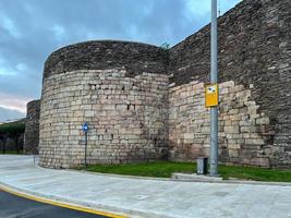 visie van de Romeins muur van lugo. de muren van lugo waren gebouwd in de later een deel van de 3e eeuw naar verdedigen de Romeins stad- van lucus. foto