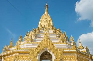 zwe taw mijn, Boeddha tand relikwie pagode in yangon gemeente van myanmar. foto