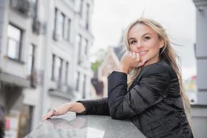 portret van een mooi blond foto