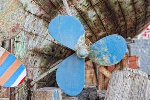 houten schip propeller foto