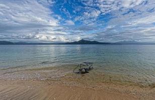 siladen turkoois tropisch paradijs eiland foto