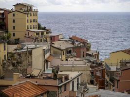 riomaggiore cinque terre pittoresk dorp foto