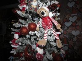 Kerstmis ornamenten en decoraties dichtbij omhoog detail foto