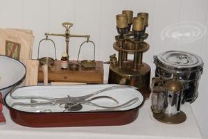 oud antiek chirurgisch items gereedschap foto