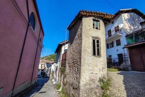 grondona Piemonte Italië middeleeuws dorp foto