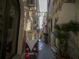 ortigia Syracuse oud stad- allets klein straten foto