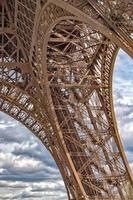 tour eiffel Parijs toren symbool dichtbij omhoog detail foto