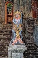 draak buiten Bali tempel Ingang deur foto