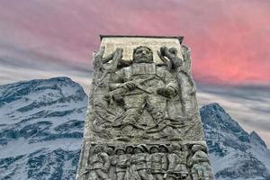 partizaan tweede wereld oorlog monument foto