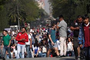 Mexico stad, februari 3 2019 - stad- park chapultepec druk van mensen Aan zondag foto