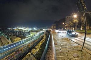 Genua viaduct Bij nacht foto