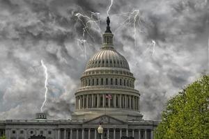 Washington dc Capitol visie Aan bewolkt lucht foto