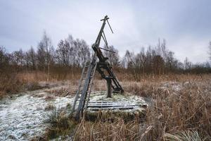 oud tjasker, een oud klein windmolen van friesland, de nederland. foto