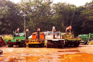 zwaar uitrusting bouw plaats in bekasi Indonesië foto