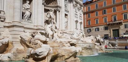 de Trevi-fontein in Rome, Italië foto