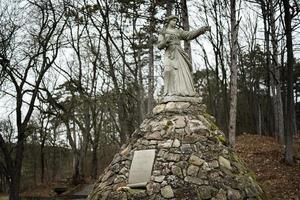 monument van anna dorota of zofia chrzanowska, was een Pools heldin van de Pools poef oorlog, bekend voor haar handelingen gedurende de strijd van trembola in 1675. foto