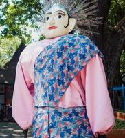 ondel-ondel is een groot marionet figuur weergegeven in een betawi volk tonen in Jakarta, Indonesië. ondel-ondel is een icoon van de stad van Jakarta. foto