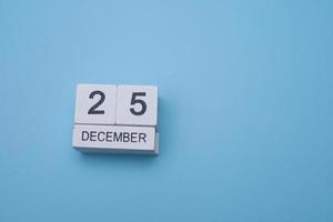 houten kalender met 25 december foto