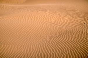 golven in de zand foto